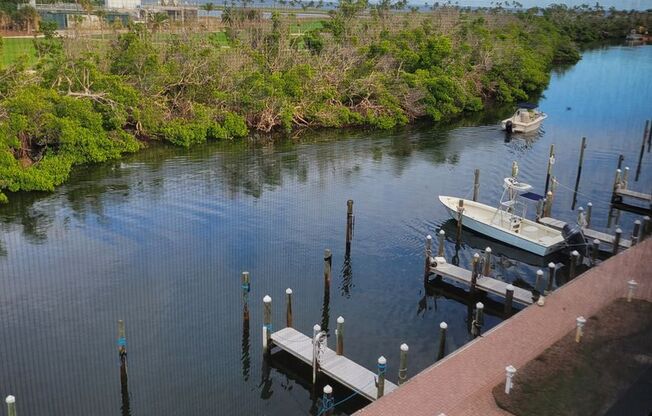 Attn Boaters!  Boca Grande, FL Large Boat Slip Included!  3 BR 2 Bath