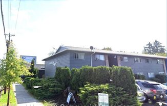 Anderson Villa Apartments - 15758 - 15820 SE Division St.