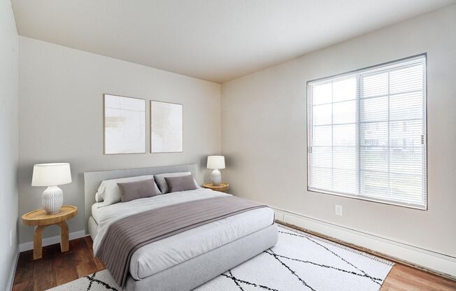 2 beds, 1 bath, 725 sqft, $1,099, Unit D202