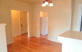 1 bed, 1 bath, $1,100, Unit Apt C