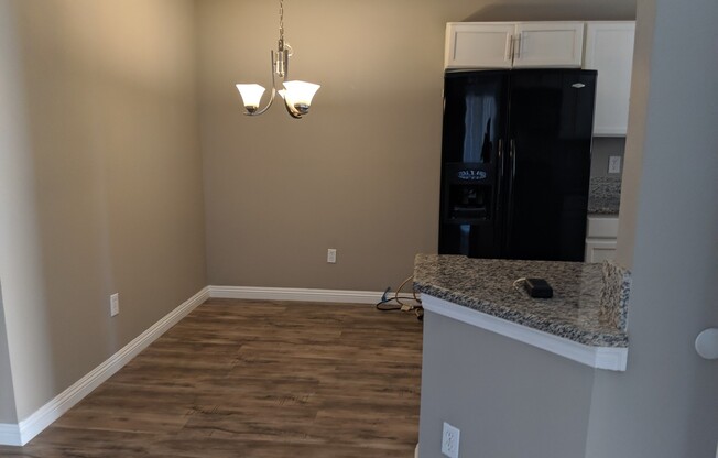 2 beds, 2 baths, $1,250, Unit # 102