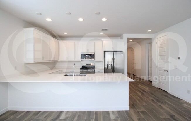3303 S PIEDRA CIR