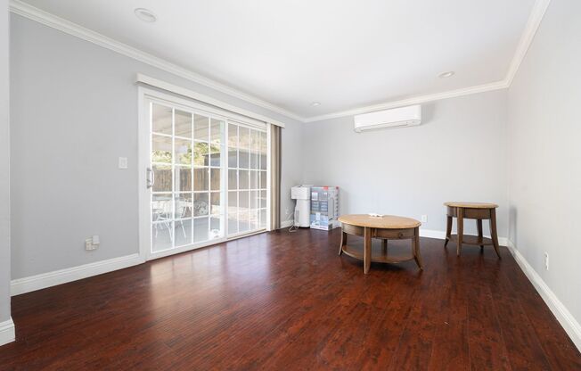 Spacious single family 3 bedroom home now available in Paradise Hills!