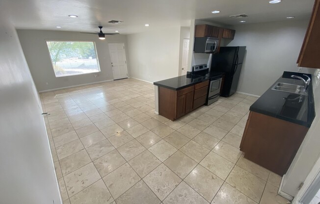 3840 N Pueblo Way