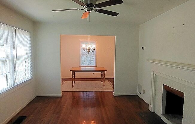 Cute 3 BR, One Bath Home in Vestavia Available Now