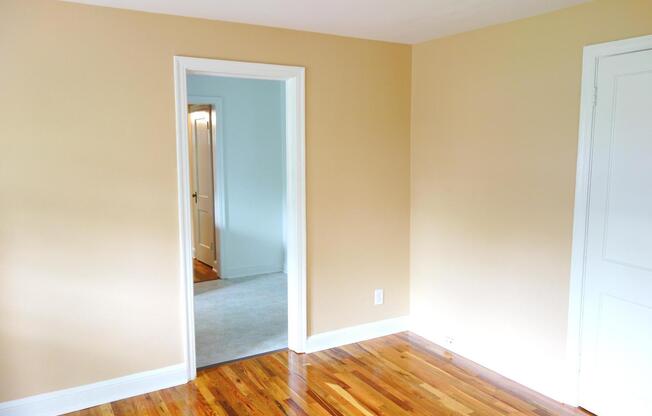 8210 Greenwood Avenue D&amp;G PROPERTIES LLC