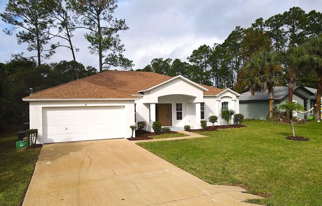 Spacious 4 Bed 2 Bath Home in Palm Coast w Fenced Yard!