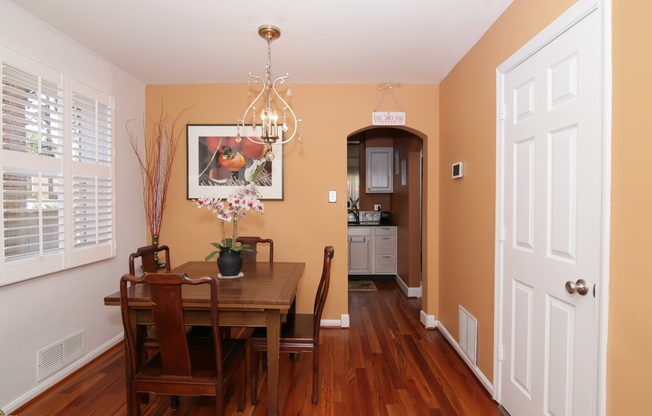 2 beds, 2 baths, $3,250