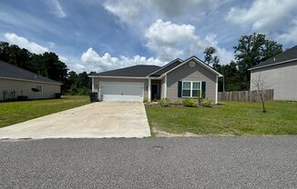 Welcome to 1297 Talmadge Road, Allenhurst, GA 31301 - Your Ideal Home Awaits!