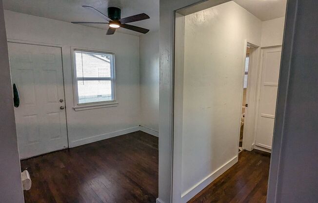 1 bed, 1 bath, 650 sqft, $1,995, Unit 4676 Cherokee Ave. Unit A