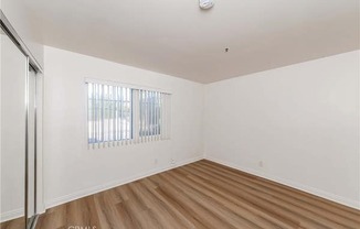 300 S WESTMORELAND AVE