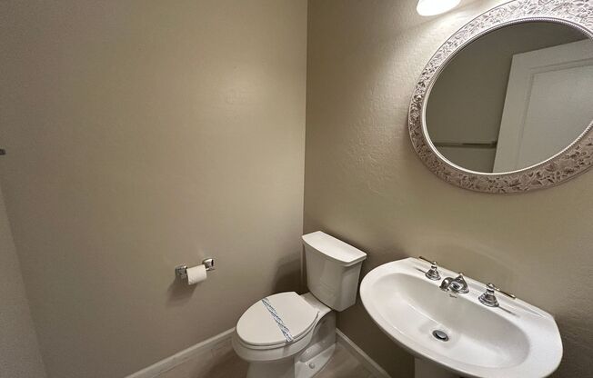 3 beds, 2.5 baths, 2,602 sqft, $2,799