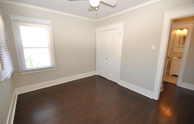 1 bed, 1 bath, $2,400, Unit 312 Temple Ave Unit B