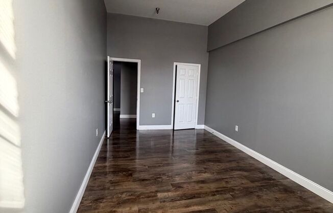 2 beds, 1.5 baths, 1,345 sqft, $2,165, Unit 112