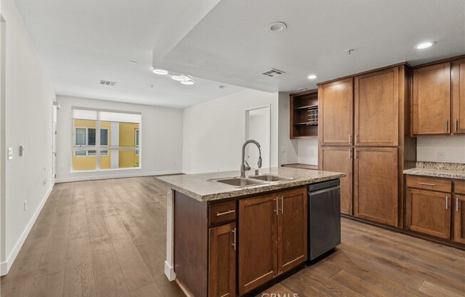 2 beds, 2 baths, 1,050 sqft, $3,500, Unit 351