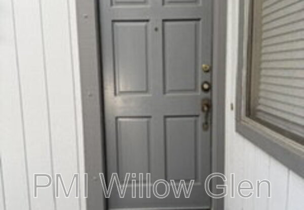 7379 TULARE HL DR