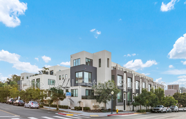 2065 5 AVE
