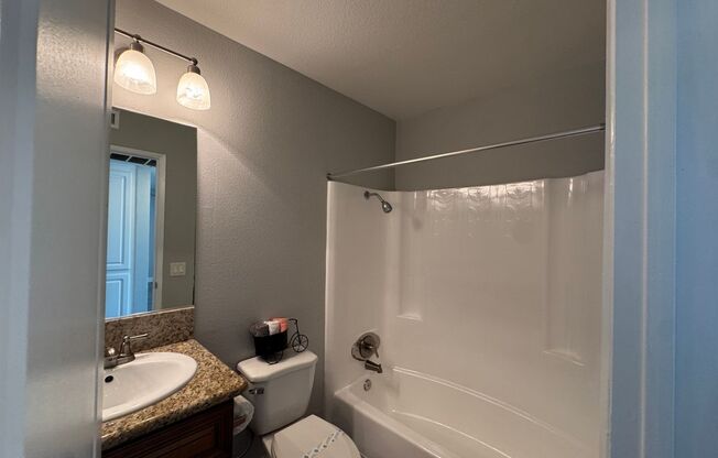 2 beds, 2 baths, 919 sqft, $2,595, Unit G24