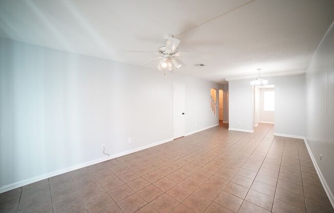 2 Bed / 1.5 Bath Condo on Pensacola St