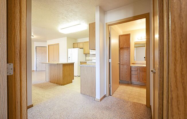 2 beds, 1 bath, 970 sqft, $965, Unit 104