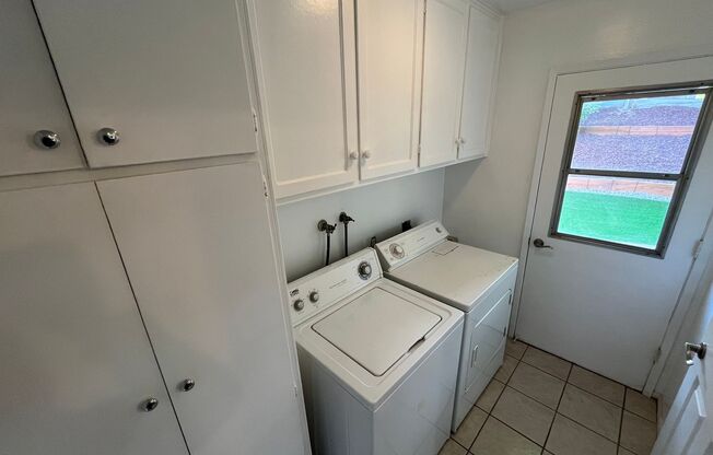 3 beds, 2 baths, $3,000