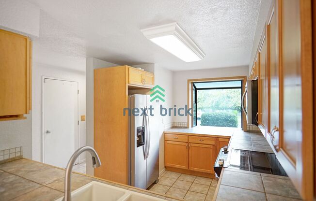 2 beds, 1.5 baths, $2,550