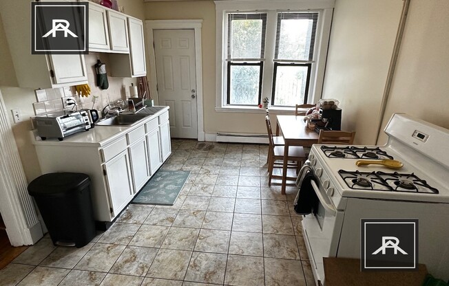 1684 COMMONWEALTH AVE