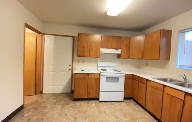 1 bed, 1 bath, $1,500, Unit #5