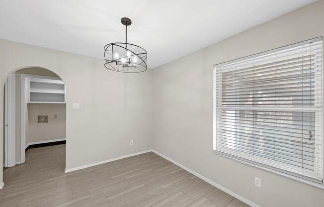 4 beds, 2 baths, 2,019 sqft, $2,450