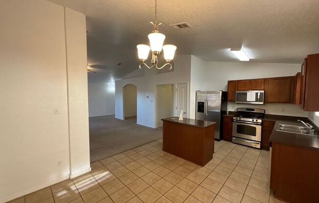 3 beds, 2 baths, $1,900