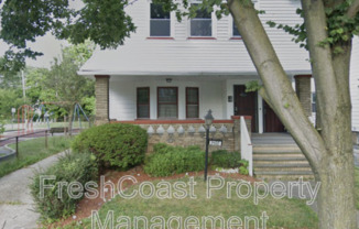 3402 E 145 ST