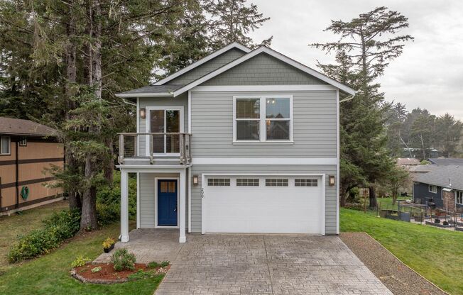 Beautiful Home in Depoe Bay!