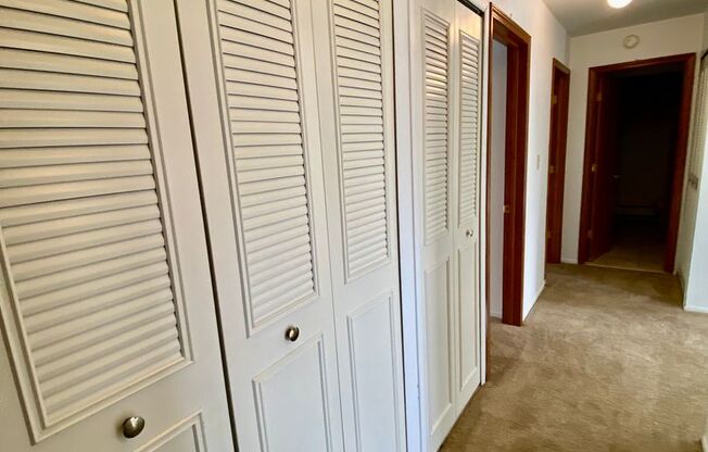 2 beds, 1 bath, 900 sqft, $1,345, Unit 2