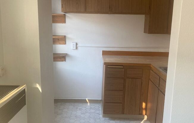 Studio, 1 bath, 330 sqft, $1,375, Unit Unit 209