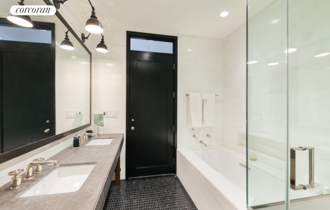 425 W 50 ST