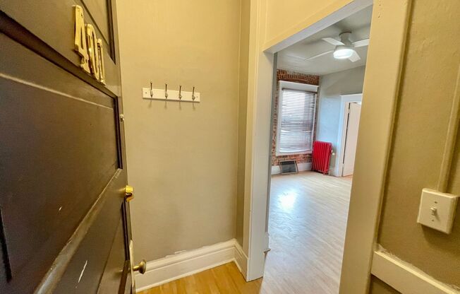 Studio, 1 bath, 262 sqft, $720, Unit 401