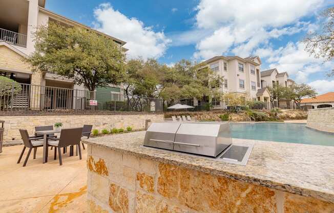 the preserve at ballantyne commons pool and patio with buildings