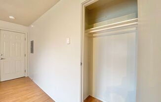 Studio, 1 bath, 350 sqft, $1,150, Unit 2910-03