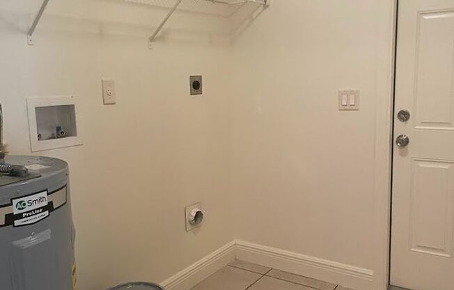 3 beds, 1 bath, $1,500