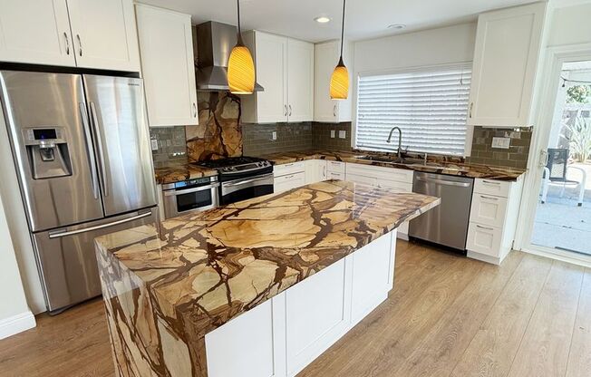 Beautifully Upgraded 4 Bed/2 Bath Single-Level Home in Mira Mesa!