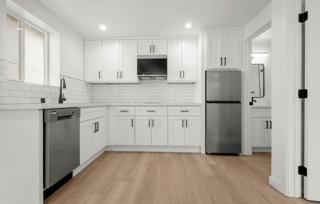 4320 Santa Rosalia Dr.