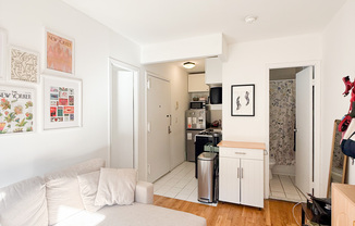 1 bed, 1 bath, $3,500, Unit 2A