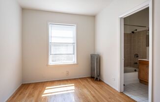 Studio, 1 bath, 225 sqft, $1,095, Unit 4615-1H