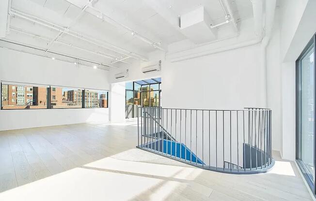 2 beds, 3 baths, $15,000, Unit PH1