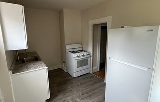 1 bed, 1 bath, 900 sqft, $2,200, Unit 2nd Floor