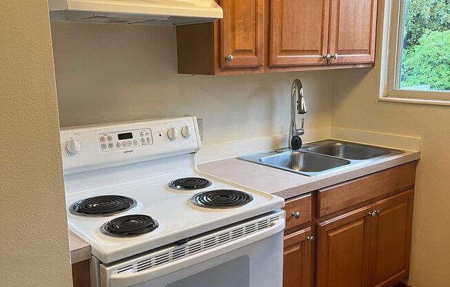 1 bed, 1 bath, 550 sqft, $1,675, Unit 204