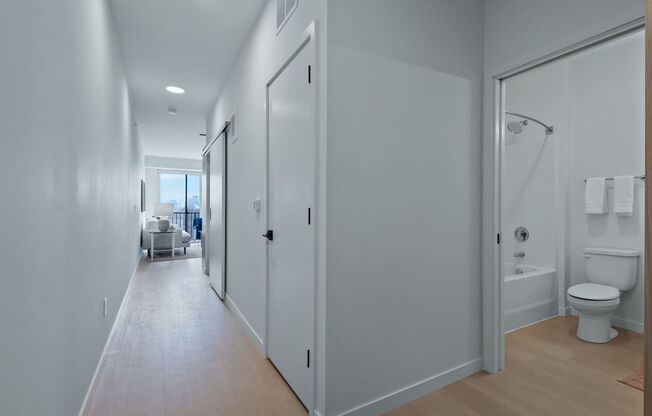 1 bed, 1 bath, 638 sqft, $1,393, Unit 206