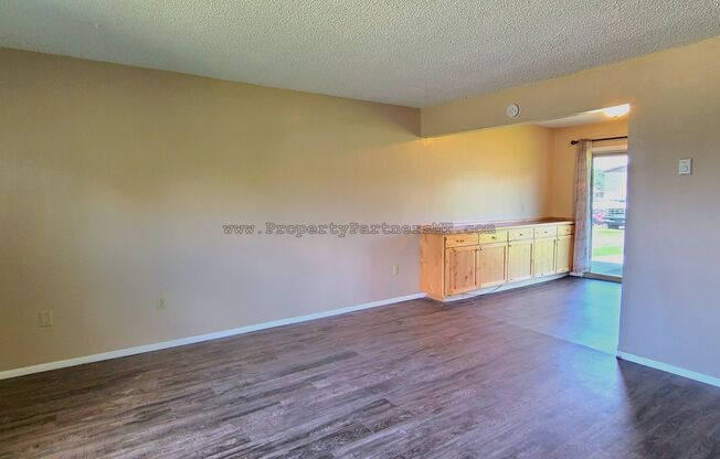 20th Ave 504