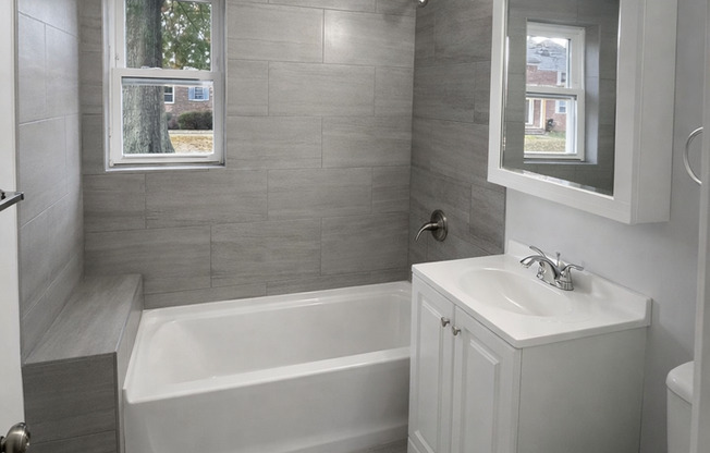 1 bed, 1 bath, 600 sqft, $1,875, Unit B-13