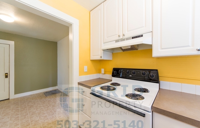 2 beds, 1 bath, $2,245